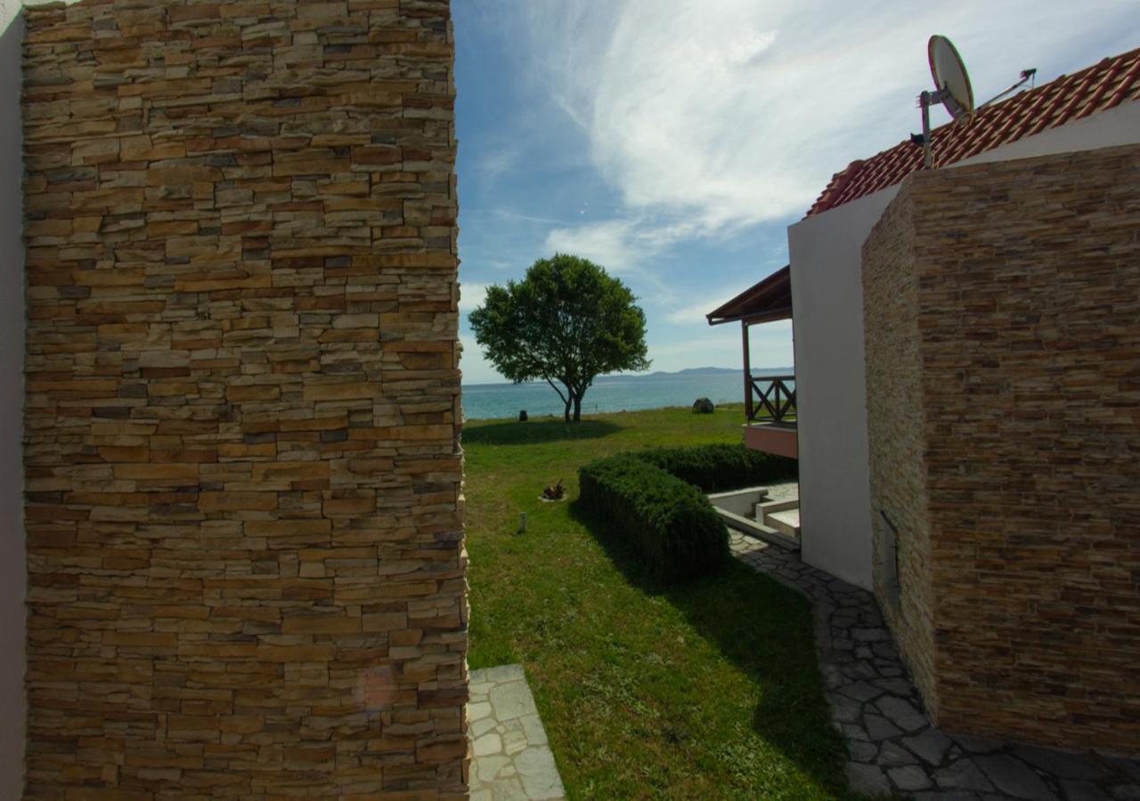 Beachfront Stylish Maisonette In Jeriszósz Kültér fotó