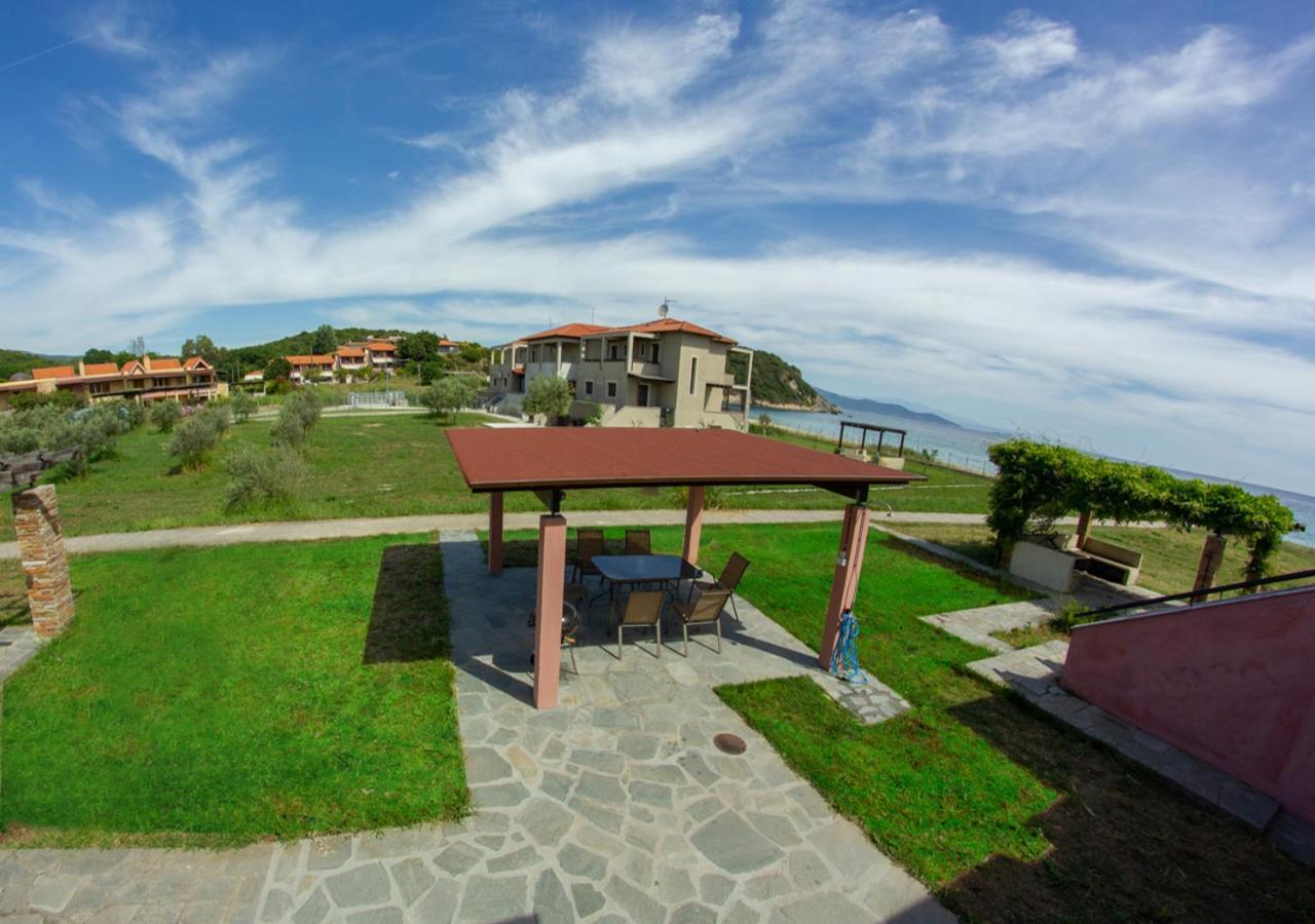 Beachfront Stylish Maisonette In Jeriszósz Kültér fotó