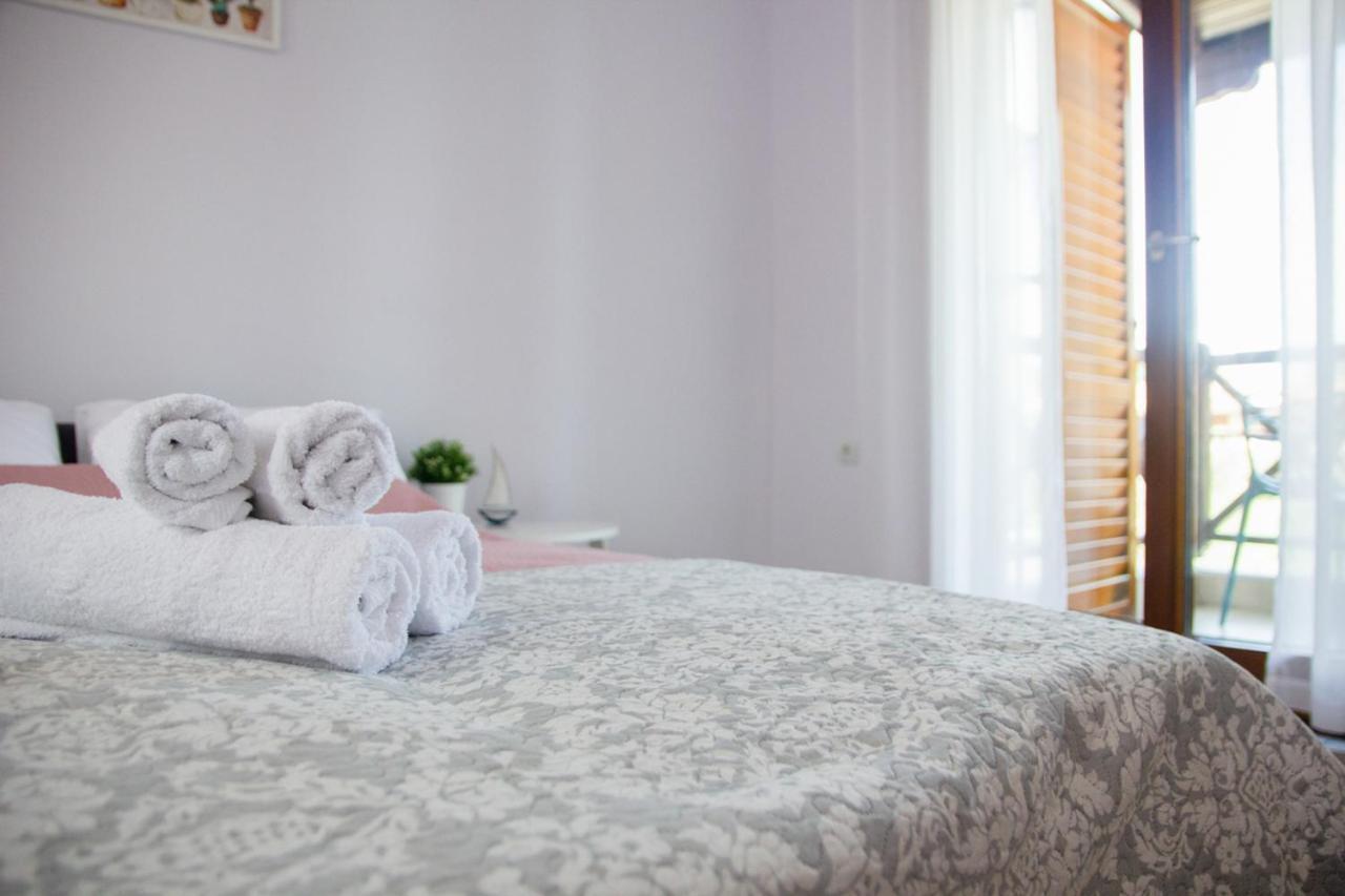 Beachfront Stylish Maisonette In Jeriszósz Kültér fotó